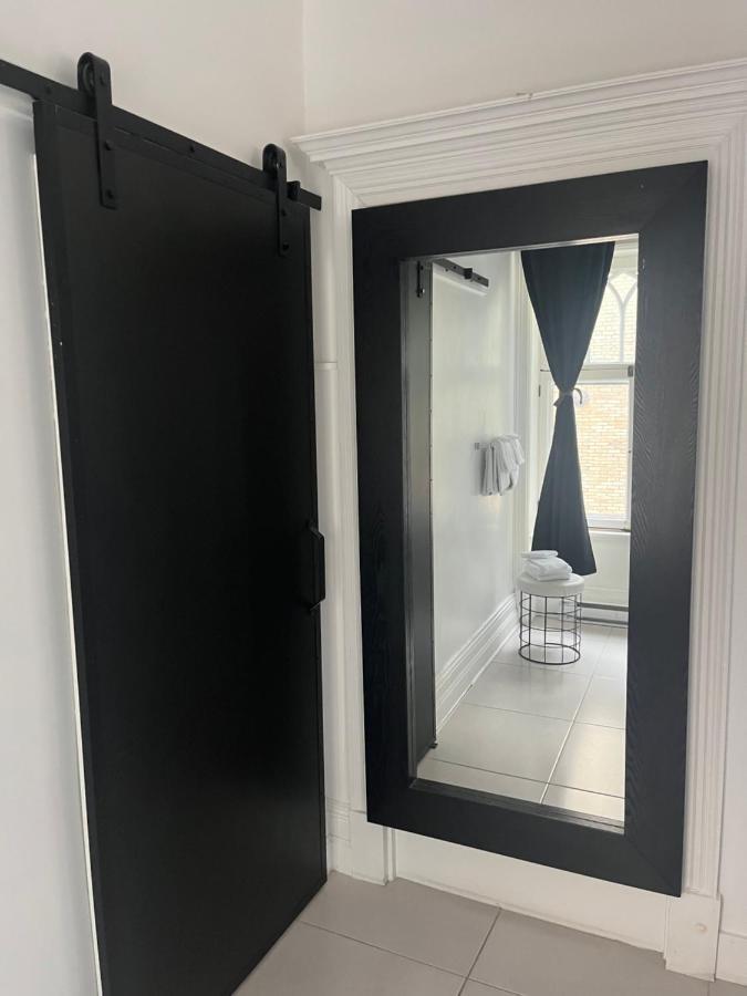 E-Hotel Des Grisons ケベックシティ エクステリア 写真