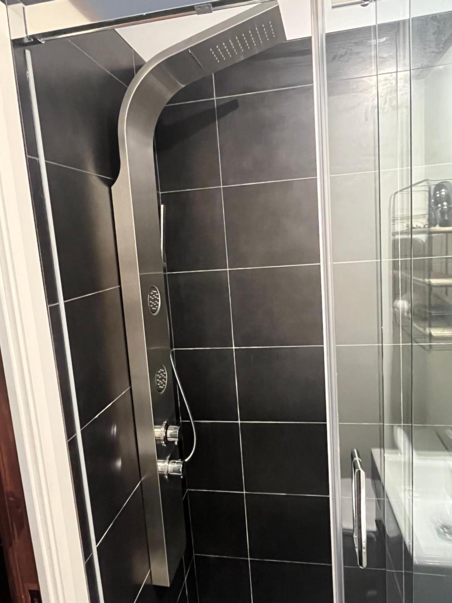 E-Hotel Des Grisons ケベックシティ エクステリア 写真