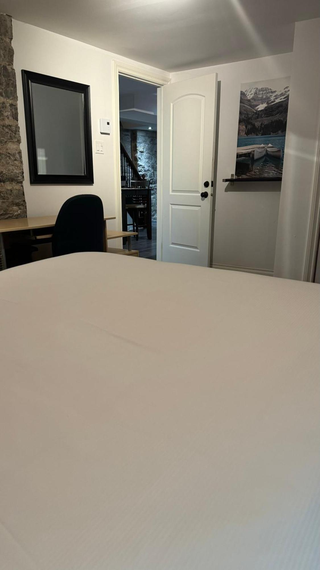 E-Hotel Des Grisons ケベックシティ エクステリア 写真