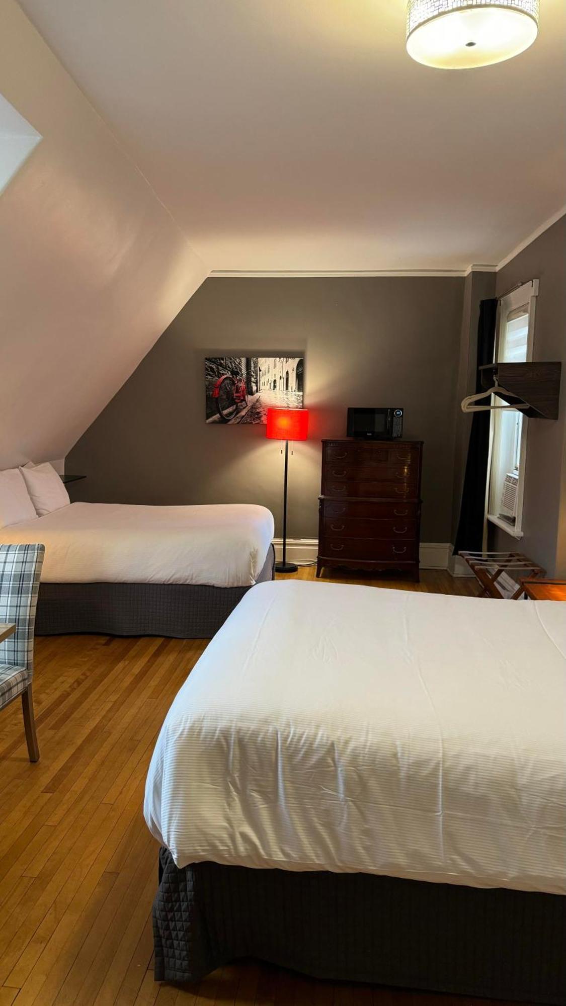 E-Hotel Des Grisons ケベックシティ エクステリア 写真