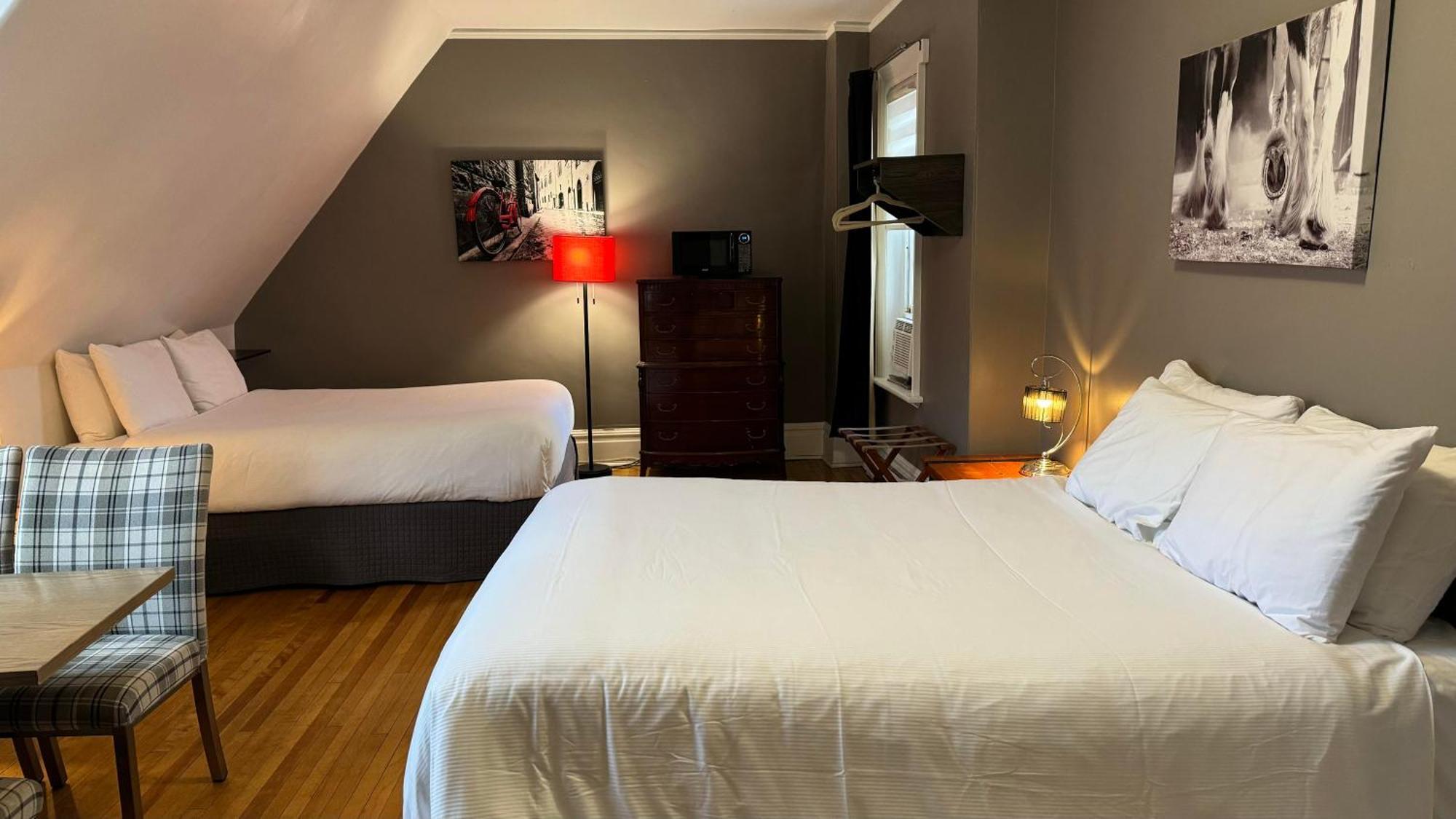 E-Hotel Des Grisons ケベックシティ エクステリア 写真