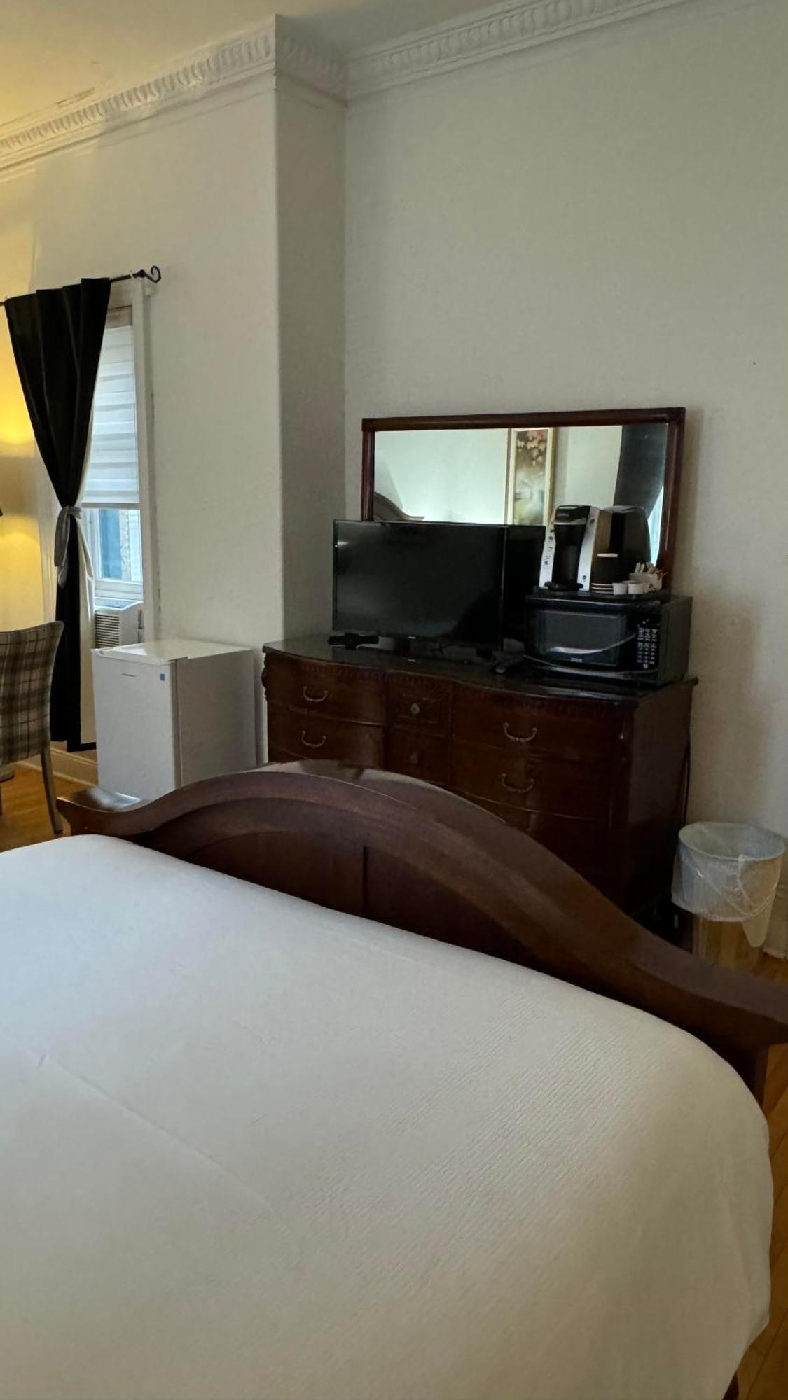 E-Hotel Des Grisons ケベックシティ エクステリア 写真
