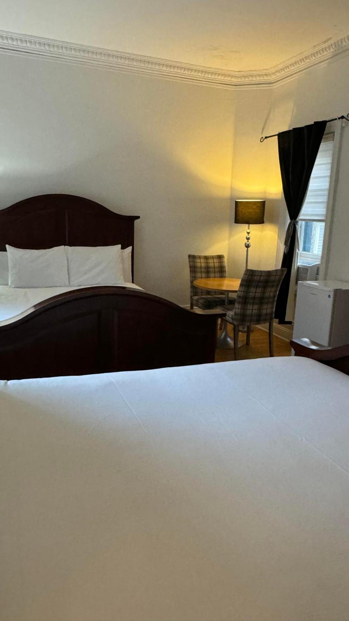 E-Hotel Des Grisons ケベックシティ エクステリア 写真